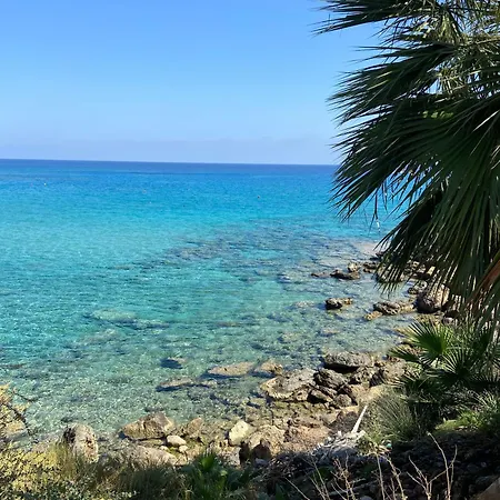 Apartman Paradise Gardens Cozy Oasis With Ac, Wifi, And Pool