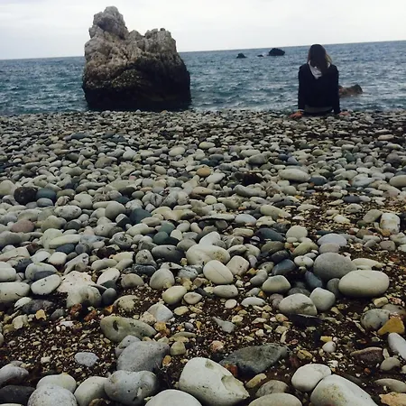 Paradise Gardens Cozy Oasis With Ac, Wifi, And Pool Apartman