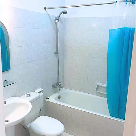 Paradise Gardens Cozy Oasis With Ac, Wifi, And Pool Apartman Paphos