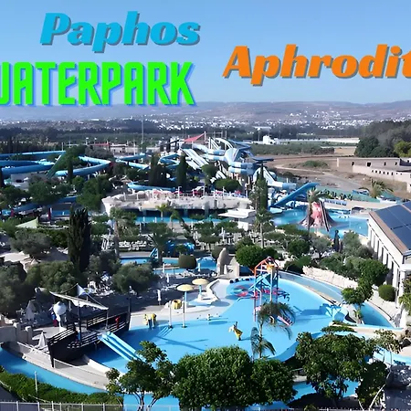 Paradise Gardens Cozy Oasis With Ac, Wifi, And Pool Apartman