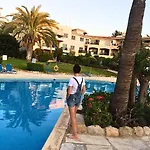 Paradise Gardens Cozy Oasis With Ac, Wifi, And Pool Appartement Paphos